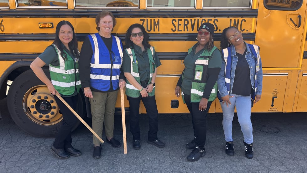 Susand Moorehead bus