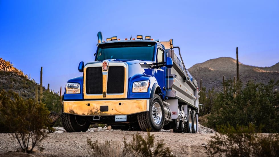 Kenworth T880S.