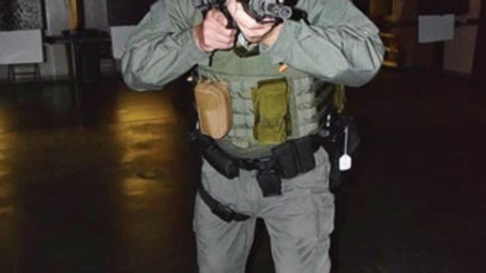 Florida wildlife officers use NVG to detect human and animal threats. (Photo: Paul Pawela)