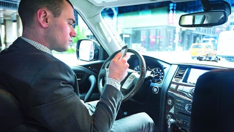 There are great tax benefits to starting a business on the side such as renting space, driving commercially, or making home repairs. Photo via Getty Images.