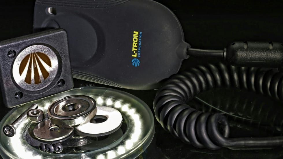 L-Tron's 4910LR-MM Magnetic Mount [|CREDIT|]Photo: L-Tron
