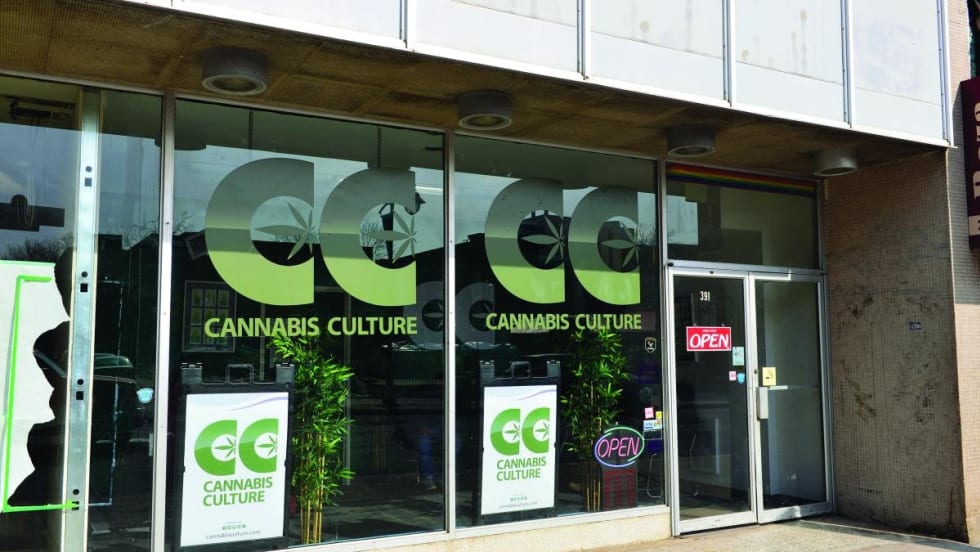 Legal marijuana outlets are often targeted by criminals because the stores do cash business because of federal banking rules and they are full of weed. [|CREDIT|]Photo: GETTY IMAGES