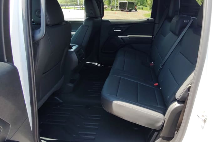 view into the rear seat of a pickup truck