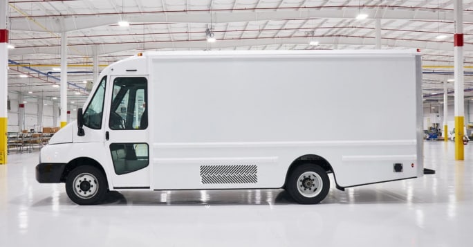 Workhorse W56 regular wheelbase version in white