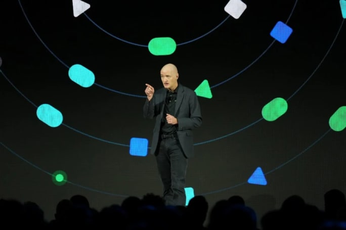 Neil Cawse, founder and CEO of Geotab, giving the keynote address at the company's Connect event in Las Vegas.