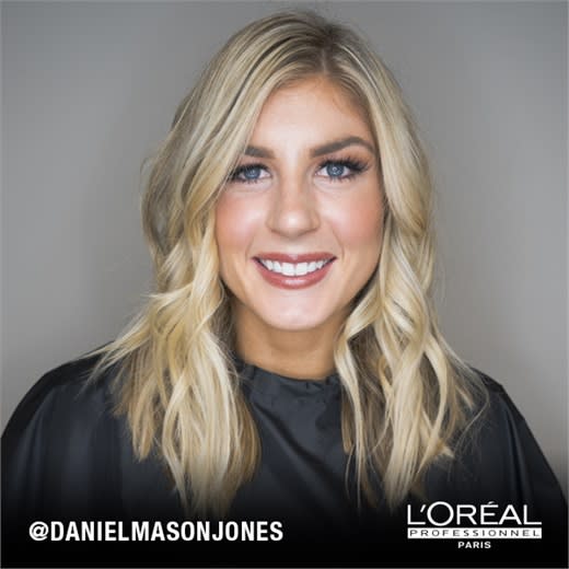 After: Instant face-frame highlights in just 30 minutes with 5 packets.