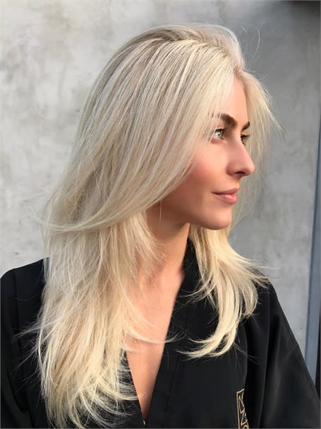 Hough's color after both appointments.