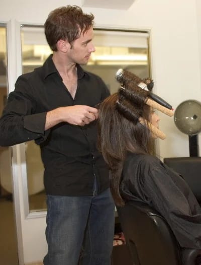 How to become a celebrity hairstylist