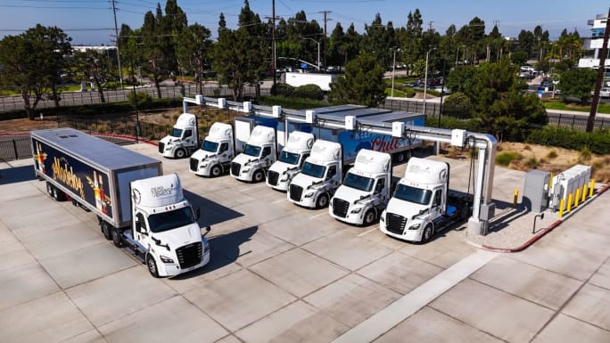 Reyes Beverage eCascadia trucks.