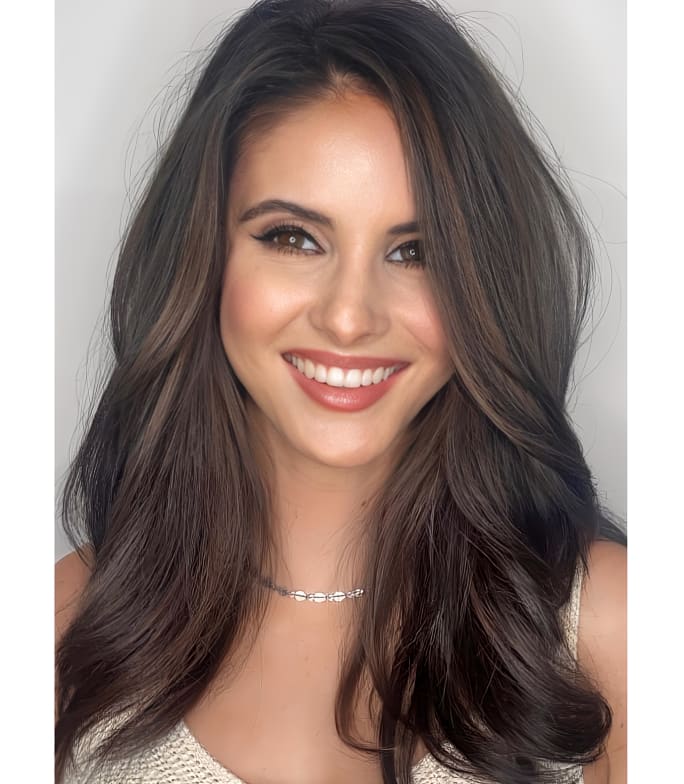 Woman with brunette hair