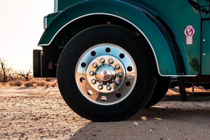 Kenworth W900L accessories.