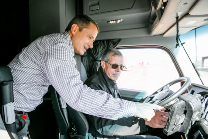 Knight-Swift driver training.