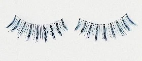 Tips on giving salon clients faux eyelashes