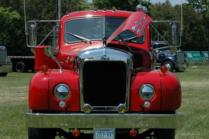 1950s vintage Mack B-Series truck.