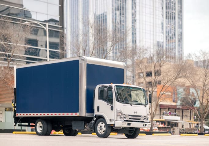 Michelin Agilis HD All-Season tires on an Isuzu box truck.