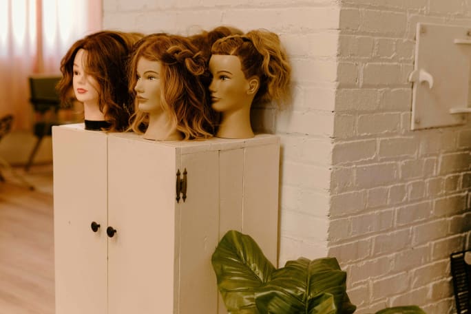 Mannequin heads at the salon