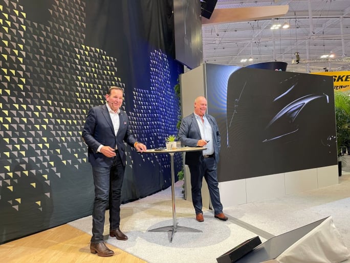 Volvo Trucks' Peter Voorhoeve and Magnus Koeck at TMC's 2025 Annual Meeting. 