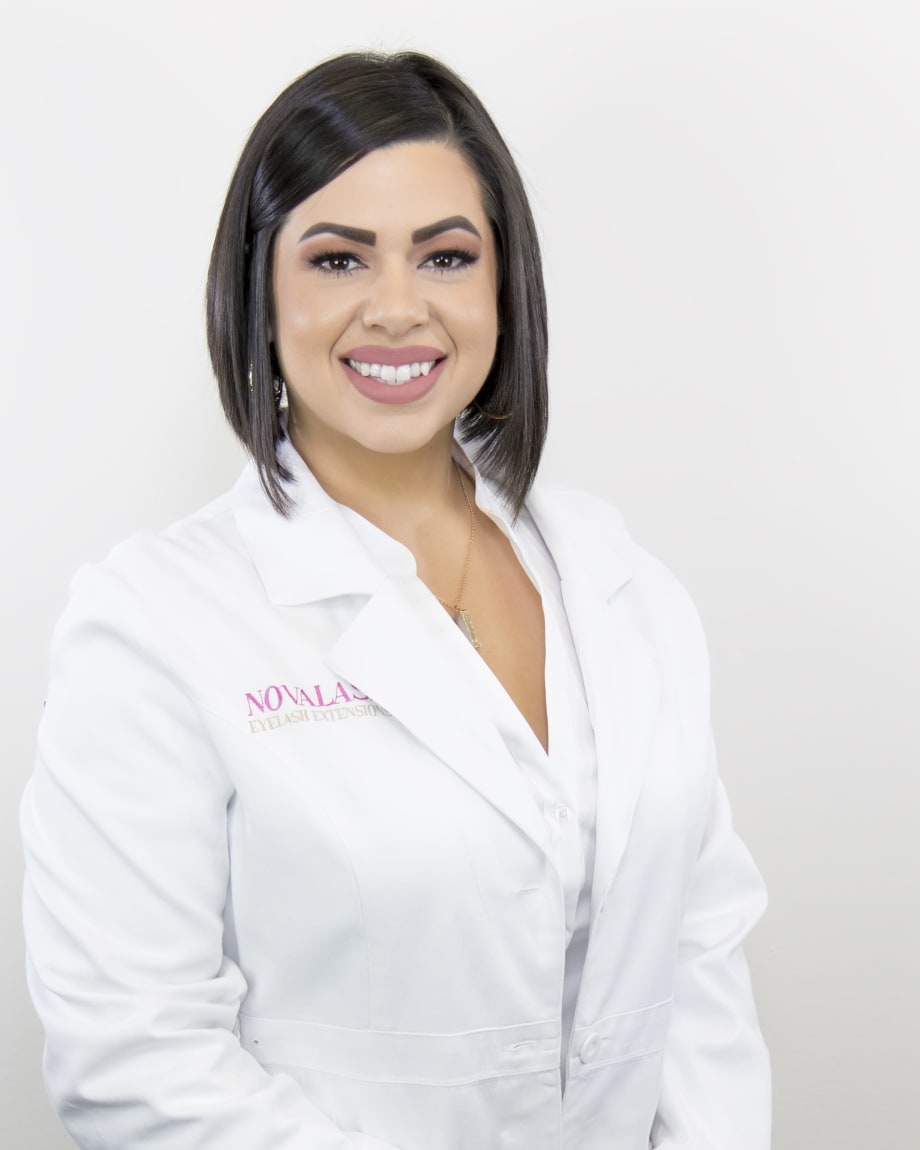 NovaLash Announces its 2019 Lash Squad
