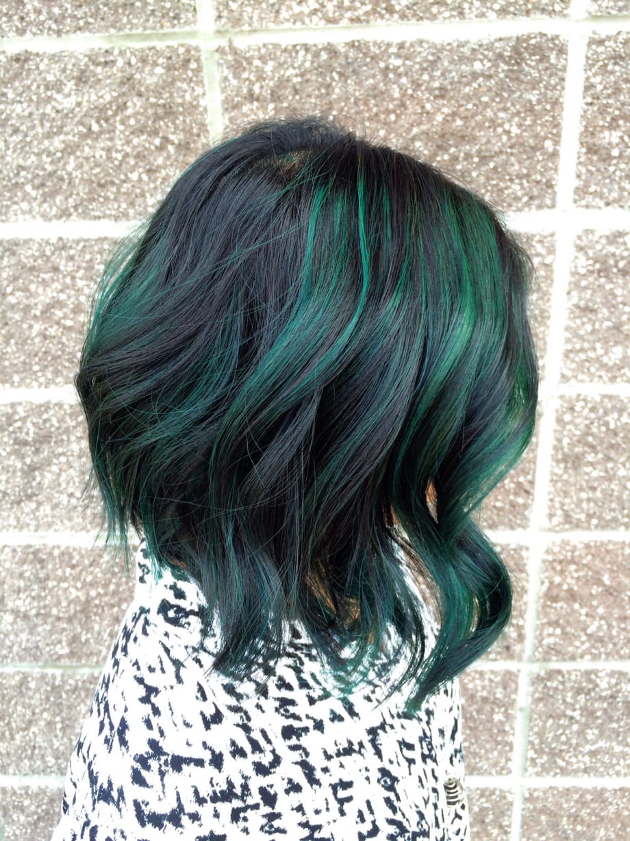 TRANSFORMATION: Pretty and Fun Dimension With Peacock Green