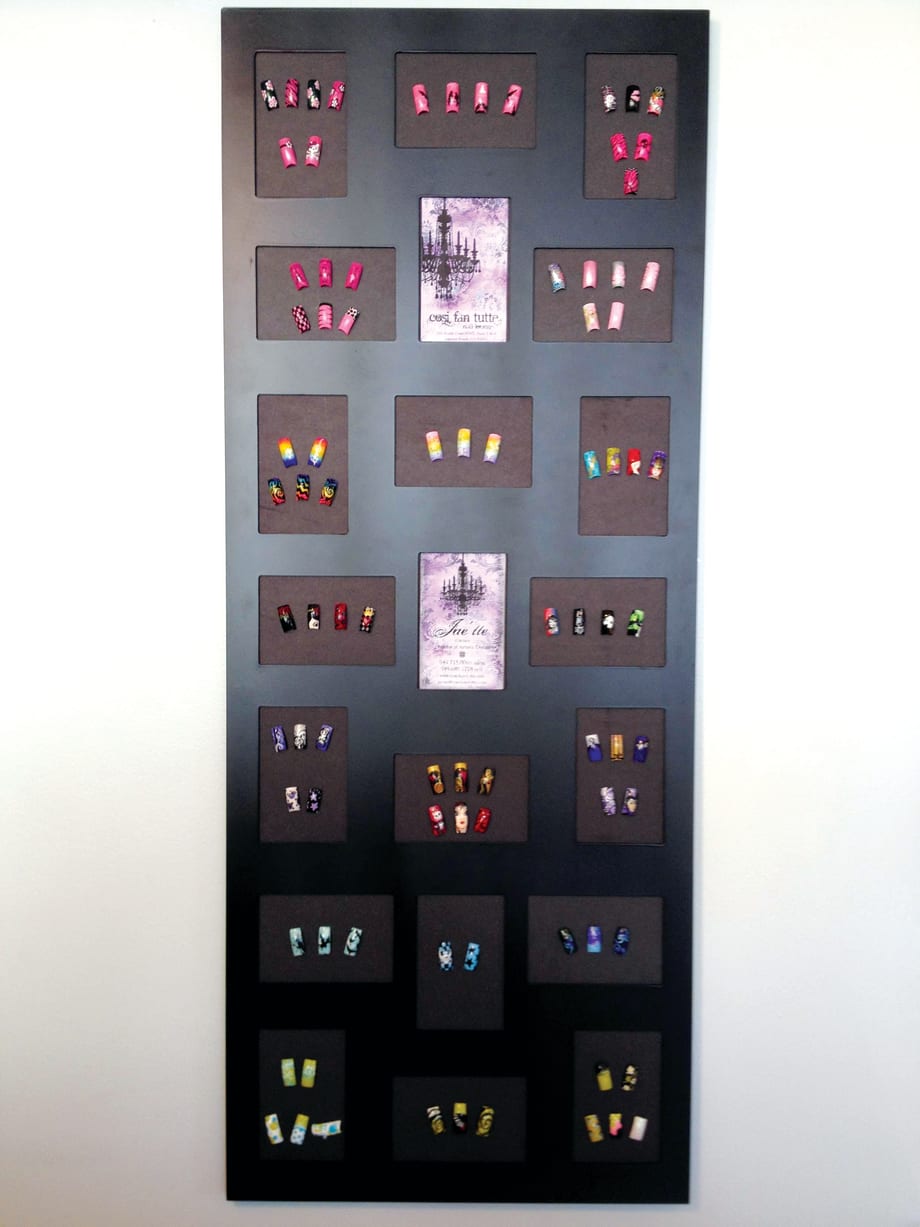 Clever Nail Art Displays