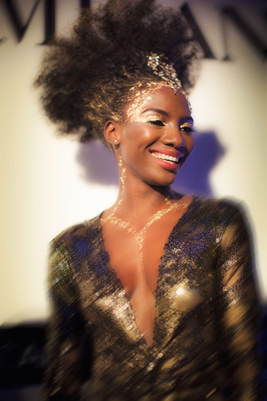 The Full Report: Beauty Changes Lives 2015 Legacy Award Honors Leo Passage