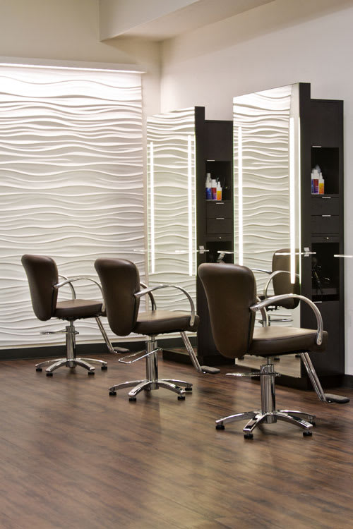 Salon of Distinction: Headlines the Salon