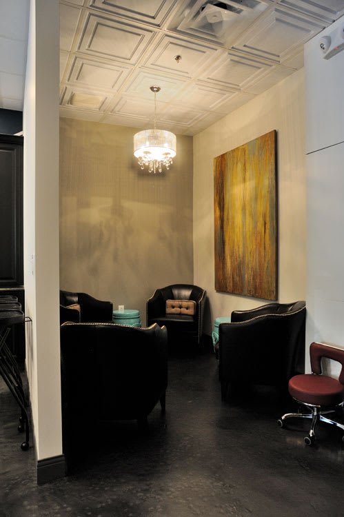 Salon of Distinction: Trilogy Salon