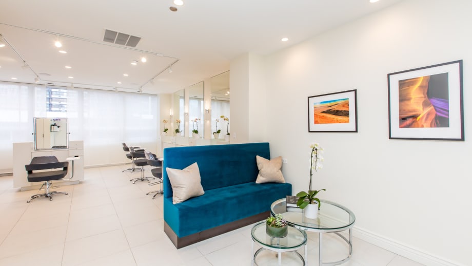 SALON TOUR: Platinum 34