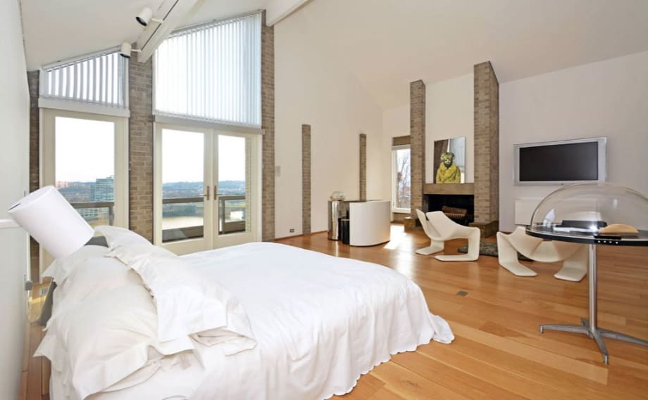 Vidal Sassoon's Former Cincinnati Residence For Sale