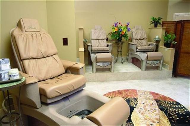 Great Looking Pedicure Areas to Inspire Your Inner Designer