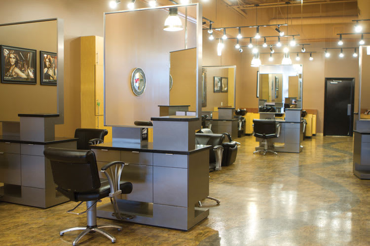 Salon of Distinction: LesliJon Salon