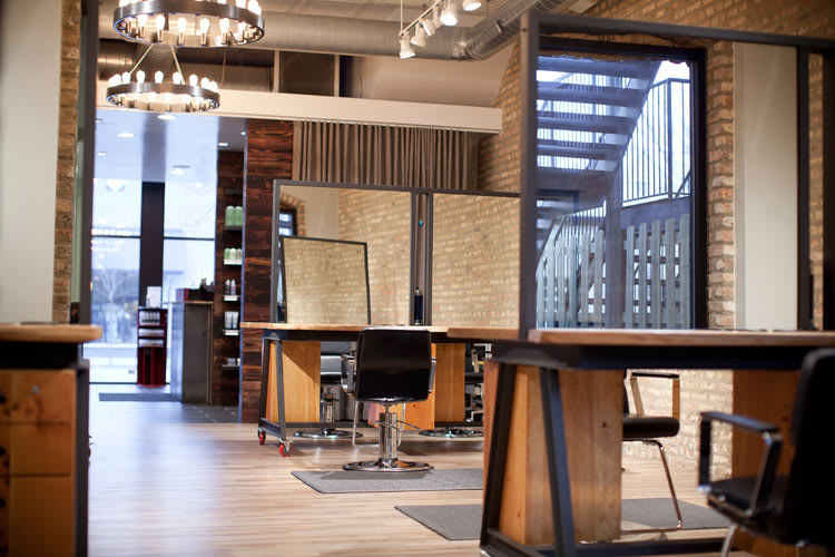 Salon of Distinction: Sine Qua Non Salon, West Town