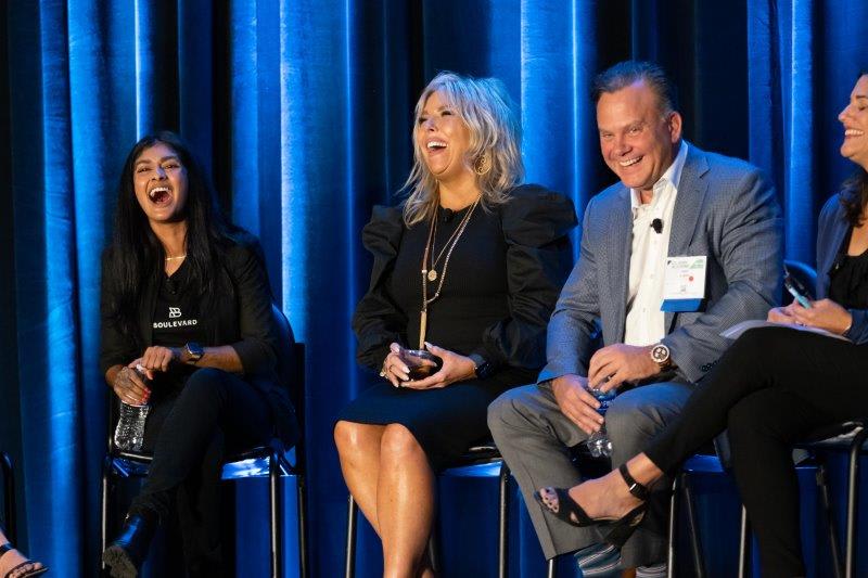 Data-Driven Salon Summit Dives into Metrics while Reuniting Peers