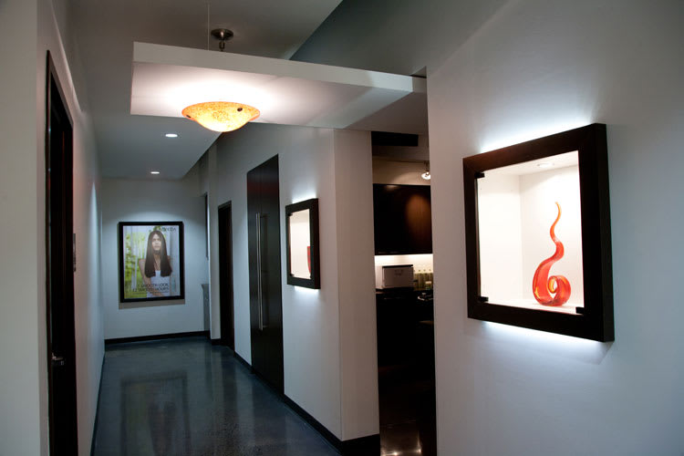 Salon of Distinction: New Reflections SpaSalon
