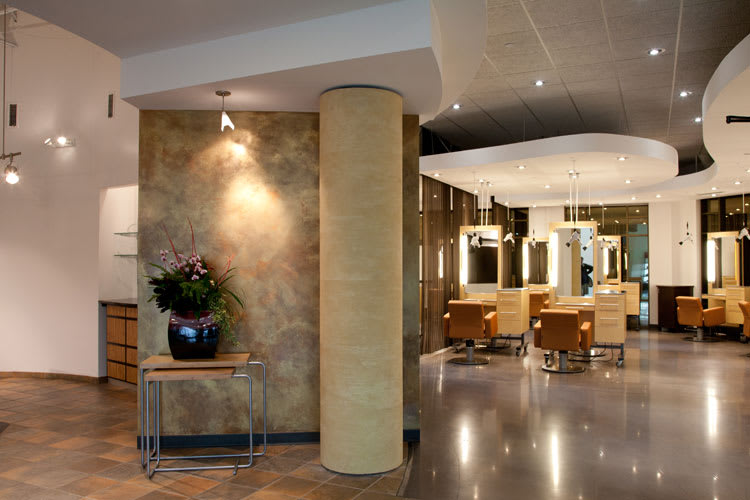 Salon of Distinction: New Reflections SpaSalon