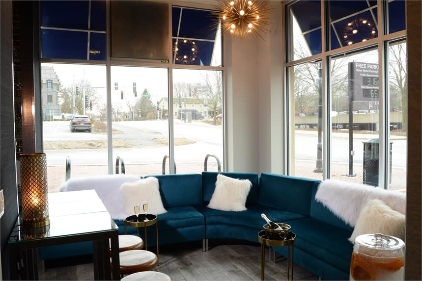 Salons of the Year: Deadline Extended to February 15!