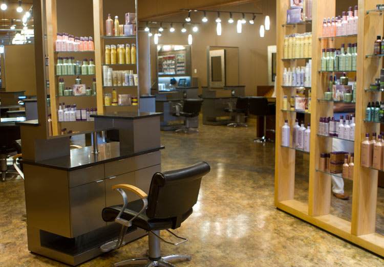 Salon of Distinction: LesliJon Salon