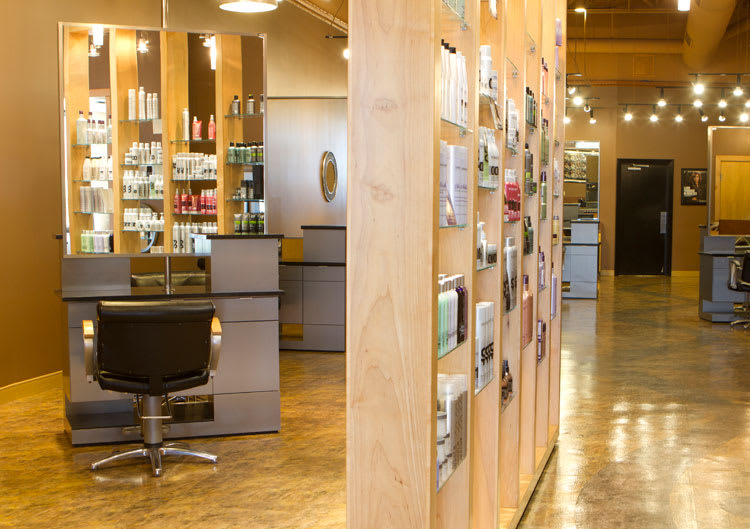 Salon of Distinction: LesliJon Salon