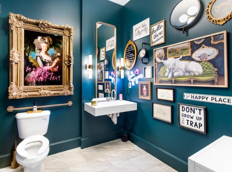 Small Spaces: A Tour of Salon Bathrooms
