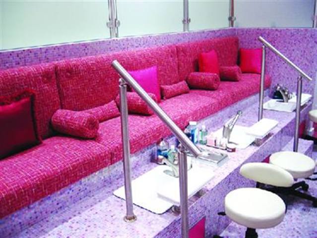 Great Looking Pedicure Areas to Inspire Your Inner Designer