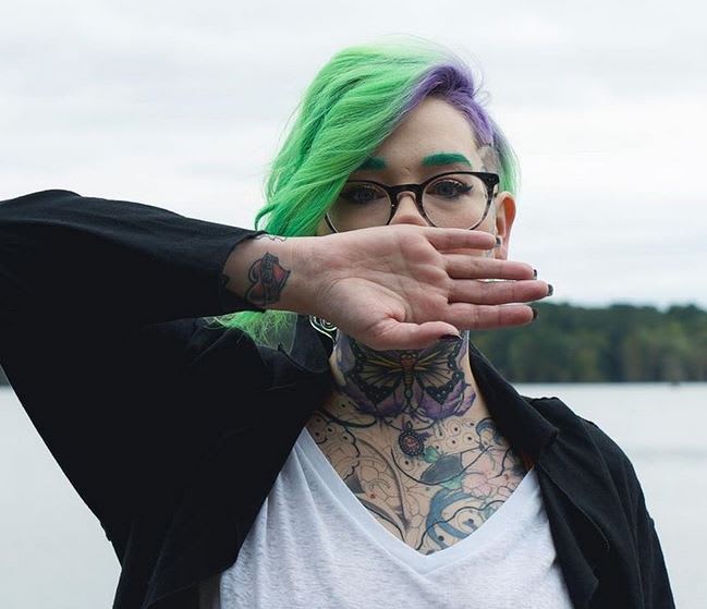 Being a Hairstylist and Coping With Invisible Illness