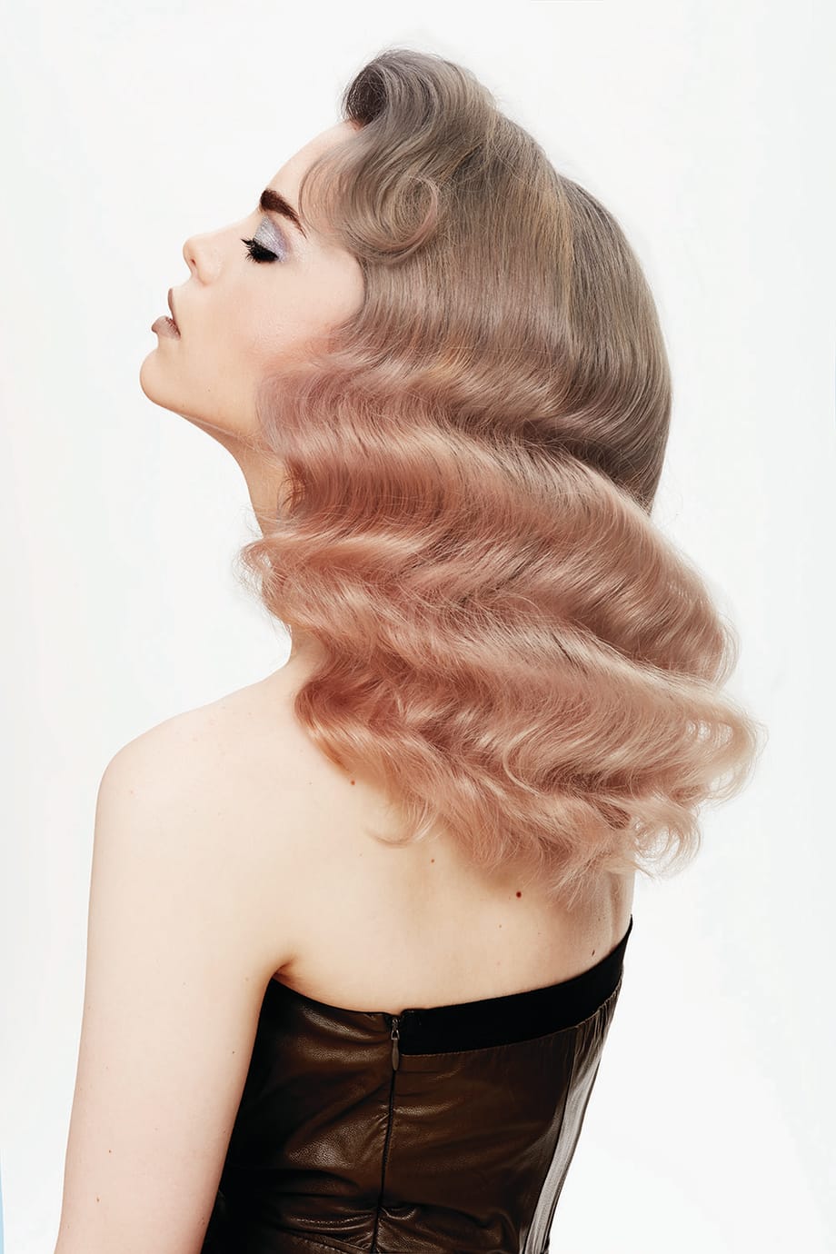 Mixed Metals: Pale Peach by @mustafaavci and @bescene
