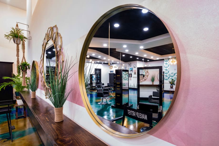 2018 Salons of the Year: Studio 285