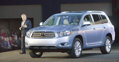 Toyota Launches 2008 Highlander and Highlander Hybrid at the 2007 Chicago Auto Show