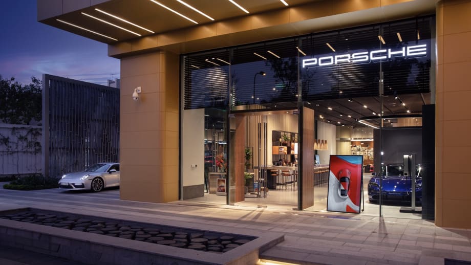 Boutique Showroom Studios to Help Porsche Attract New Buyers