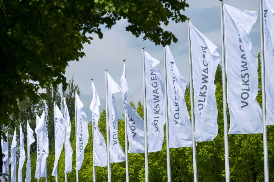 VW Group Meets EU CO2 Emissions Goal for 2021