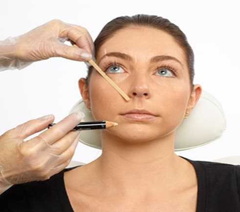 HOW-TO: Beautiful Customized Brows in Minutes