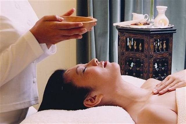 Spa Offers Healing Touch To Women In Need