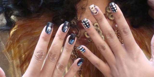 Knowles Sisters Are Crazy for Obama!