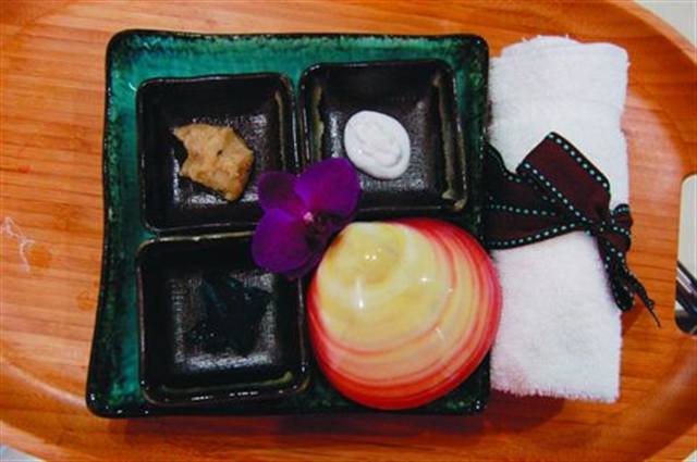 Onsen (Japanese Hot Spring) Getaway
